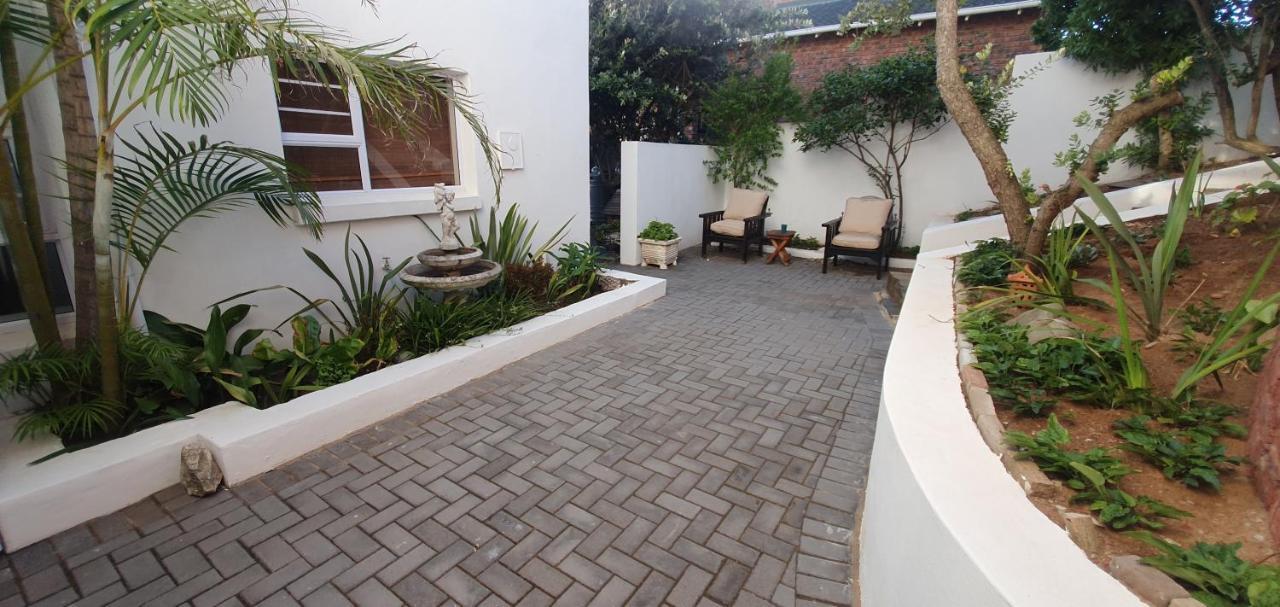 Beachview Guest Suites Port Elizabeth Экстерьер фото